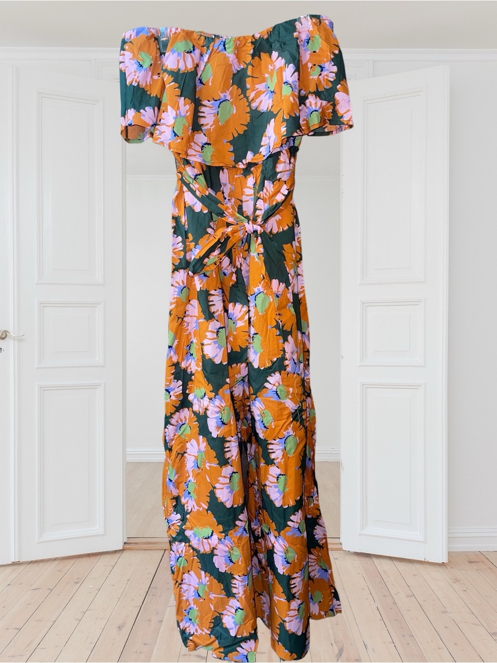 🆕#14~Aakaa Floral Off-Shoulder Jumpsuit in Deep Green and Coral, Size~Large